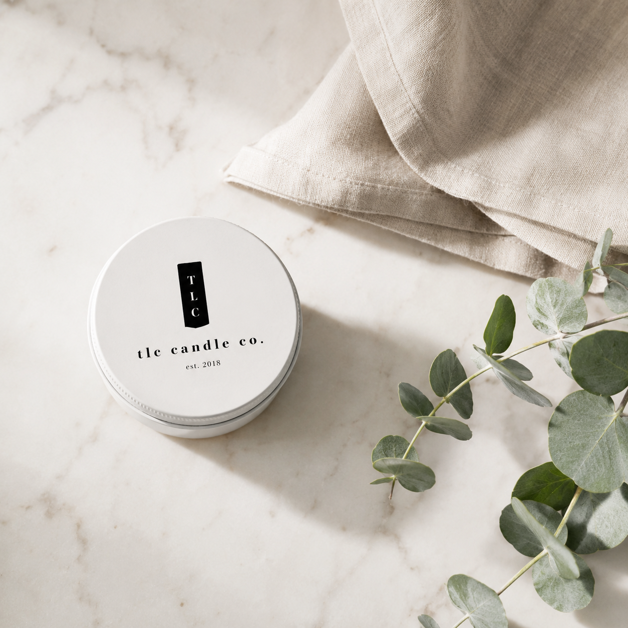 Lumière Belgian Linen Soy Candle