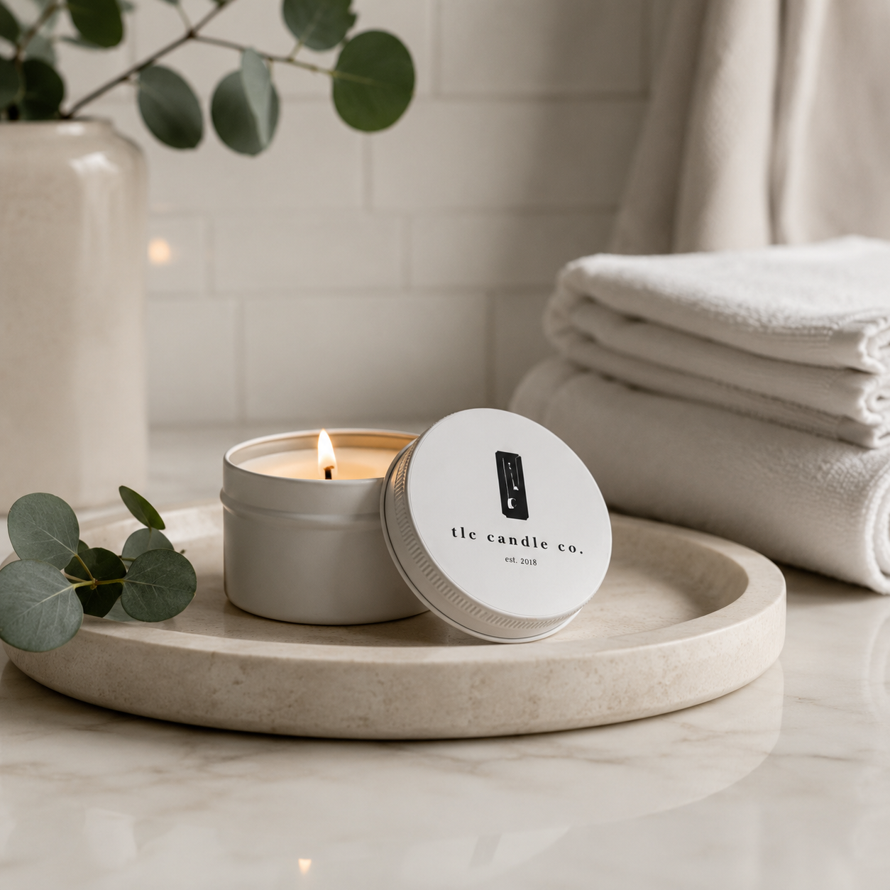 Lumière Belgian Linen Soy Candle